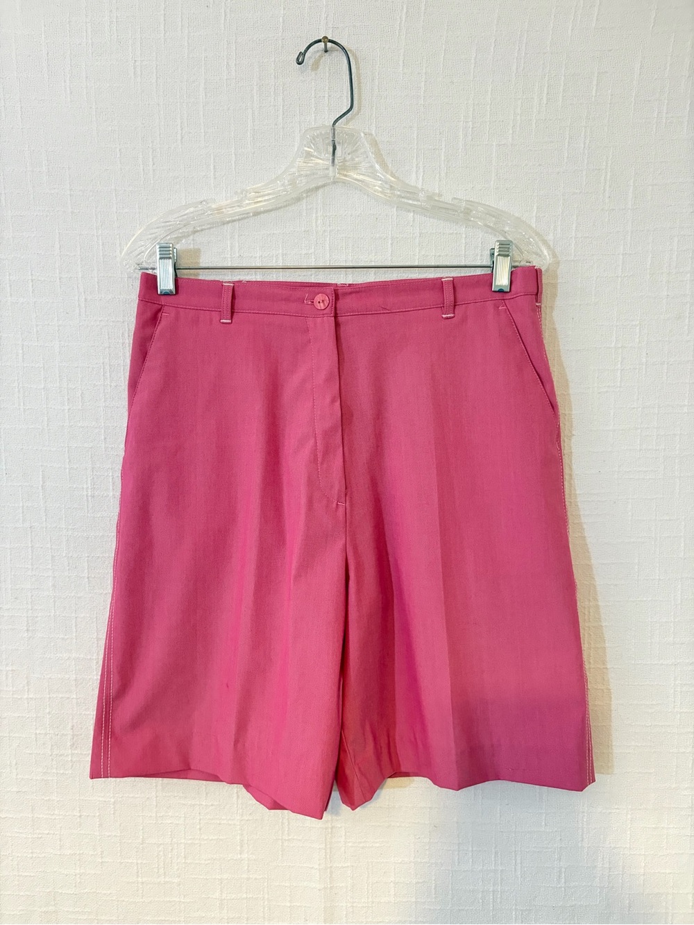 Tail Women's Pink Bermuda Shorts Size 10 Golf Polyester Mid Rise Slash Pockets